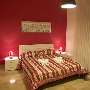 Saniela 2*, Terrasini Italia