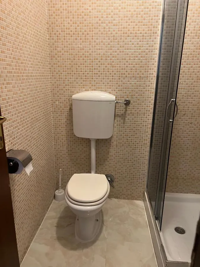 רומא Rose Village Guest House 0*,